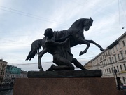 Pferdebändiger auf der Anitschkowbrücke